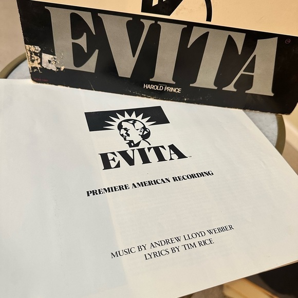 Evita Premiere American Recording - Vinyl Double LP - Picture 3 of 6